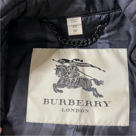 Burberry London Quilted Nylon Puffer Jacket - Picture 5 of 15